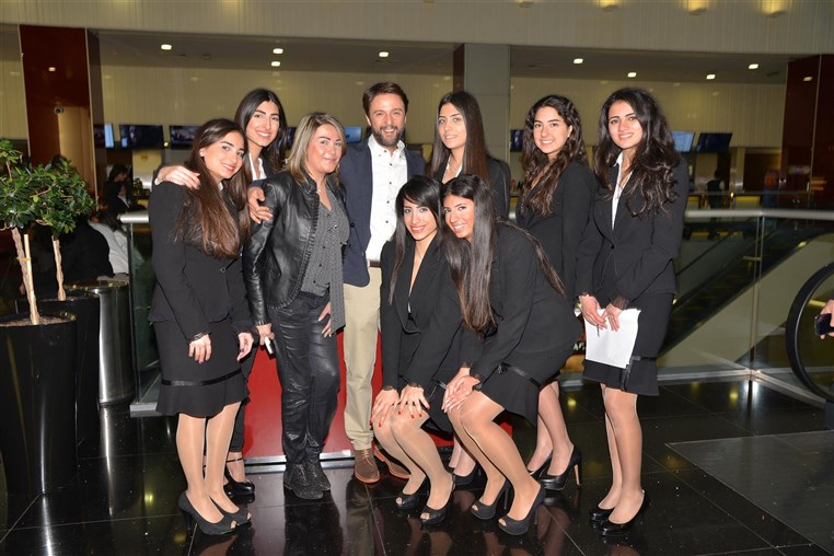 Premiere of Men Ajlikom (For You) 