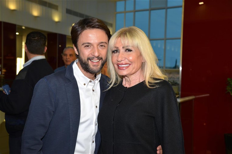 Premiere of Men Ajlikom (For You) 