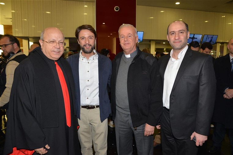 Premiere of Men Ajlikom (For You) 