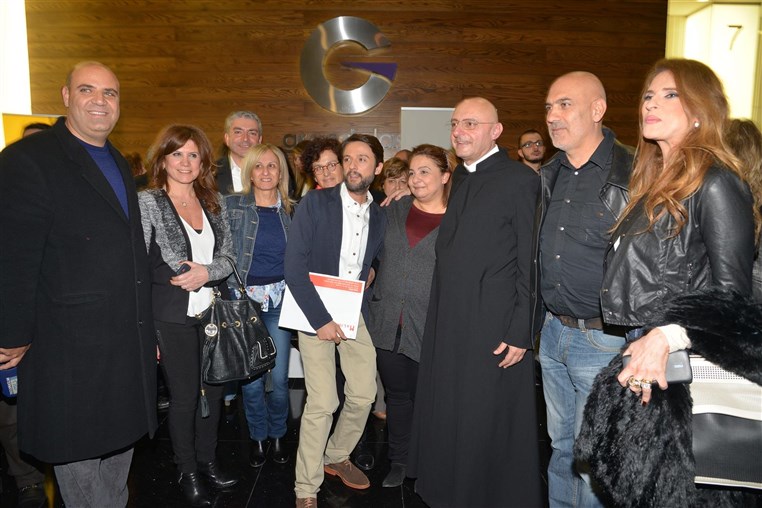 Premiere of Men Ajlikom (For You) 