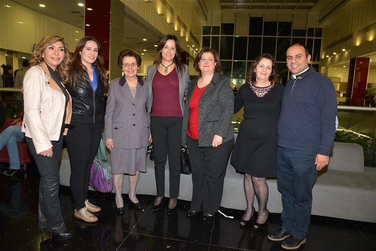 Premiere of Men Ajlikom (For You) 