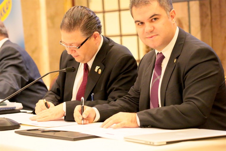 LCI-D351 Beiruting Signature of MOU
