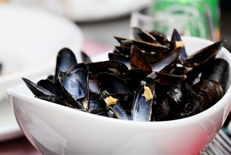 Moules Frites Night at E Cafe