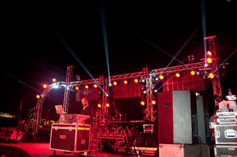 Amr Diab in Mykonos