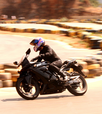 ANB Motorcycles - ART: Advanced Riding Techniques