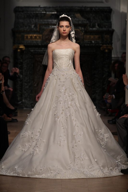 Tony Ward Paris Fashion Show