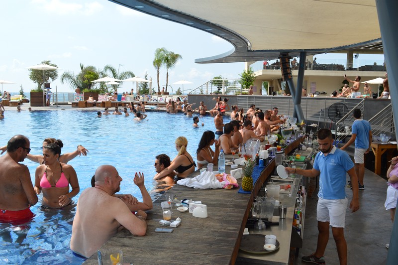Sunday at Whitelace