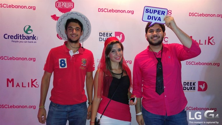 Donner Sang Compter Fundraising at White