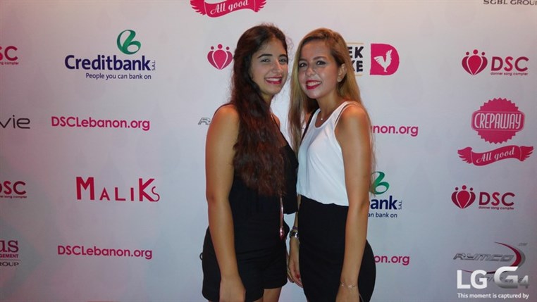 Donner Sang Compter Fundraising at White