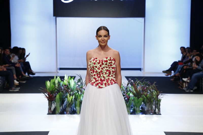 Wedding Folies - The Bridal Expo The floral runway by Masaha