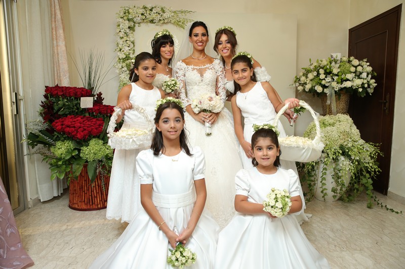 The bride with her flower girl