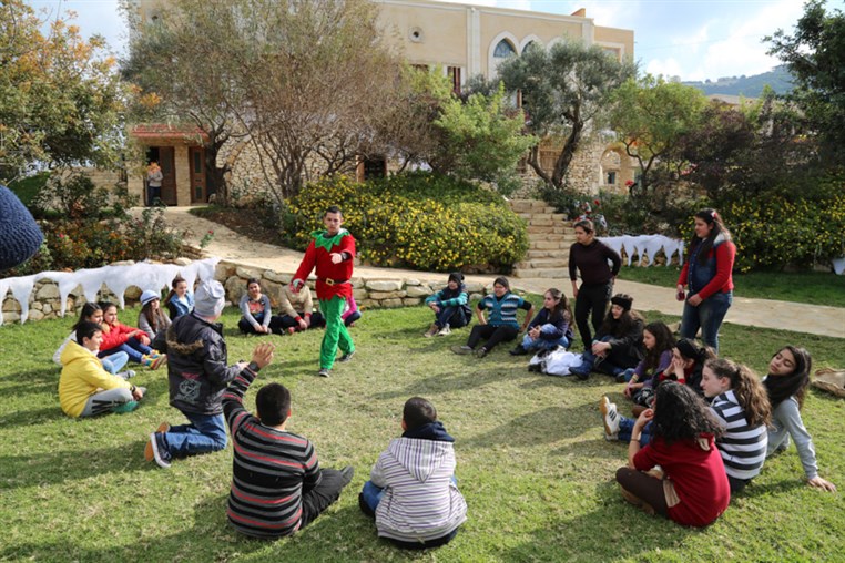 Arnaoon Christmas Village