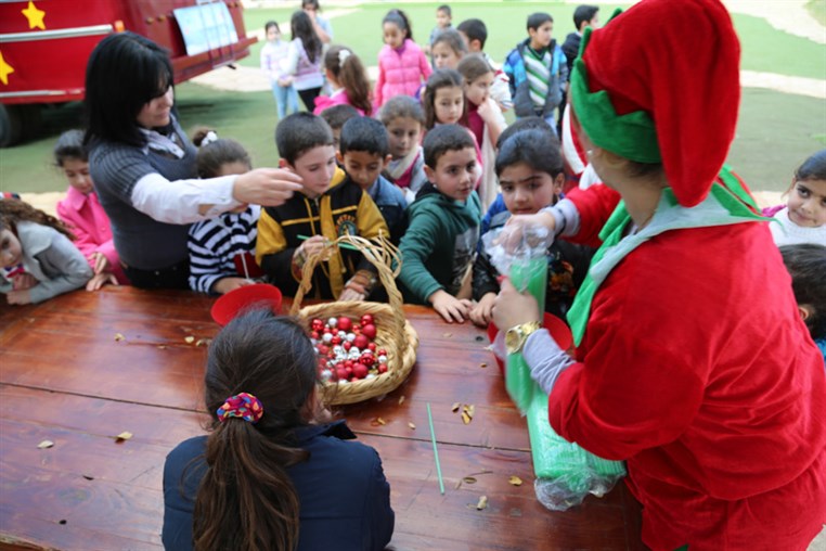 Arnaoon Christmas Village