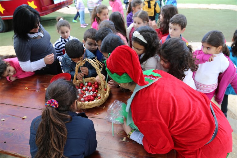 Arnaoon Christmas Village