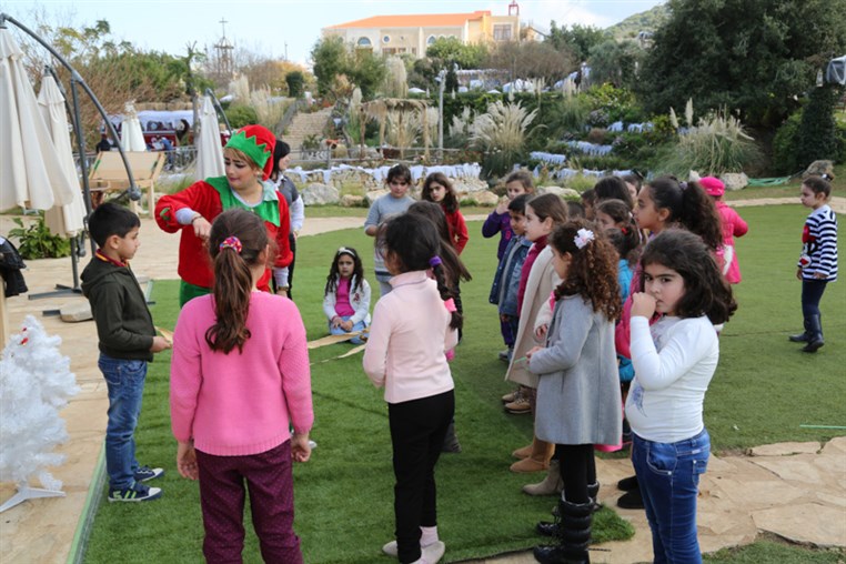 Arnaoon Christmas Village