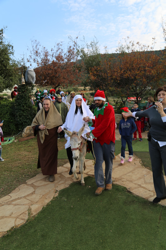 Arnaoon Christmas Village