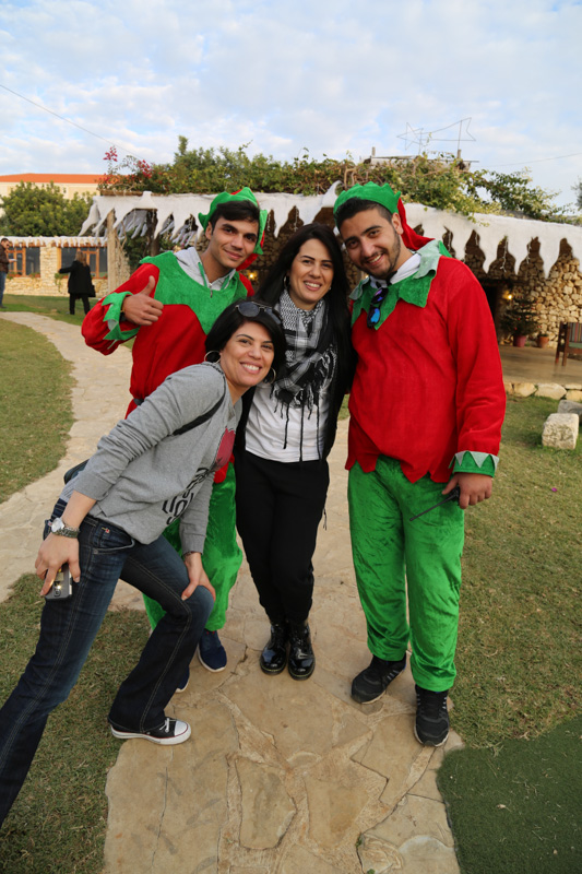 Arnaoon Christmas Village