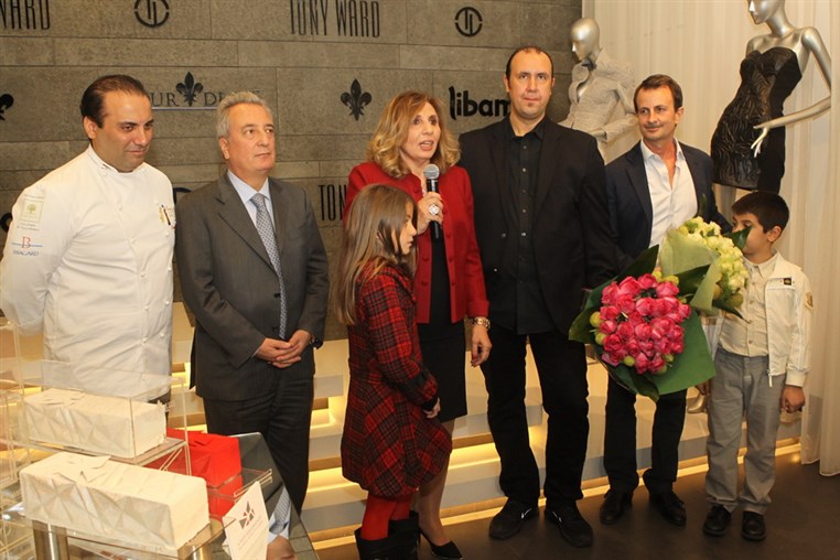 Tony Ward Launching of The e card Bûche  
