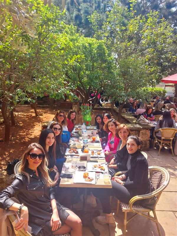 Garderie coco et cinelle mother's day brunch at al Mandaloun