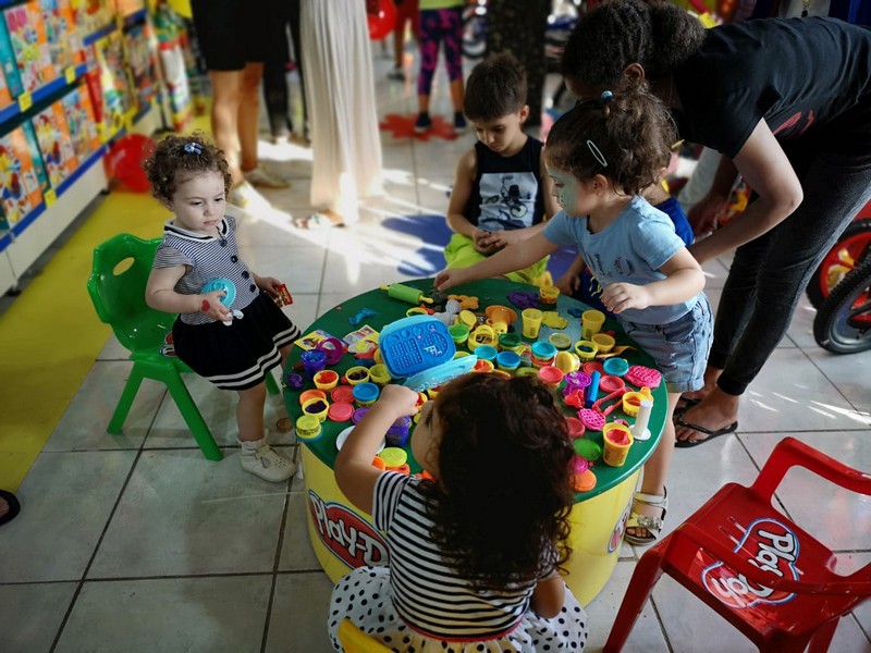 Toys 4 Less Mtayleb Grand Opening