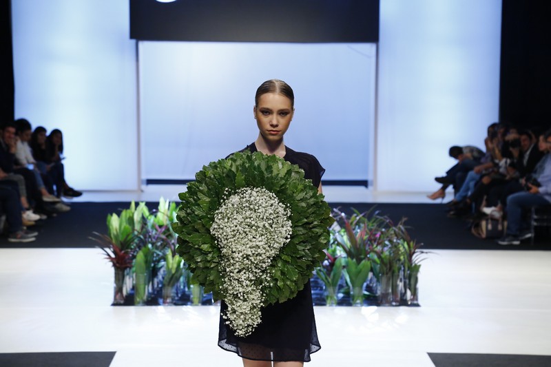 Wedding Folies - The Bridal Expo The floral runway by Masaha