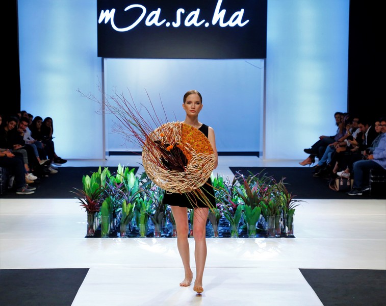 Wedding Folies - The Bridal Expo The floral runway by Masaha