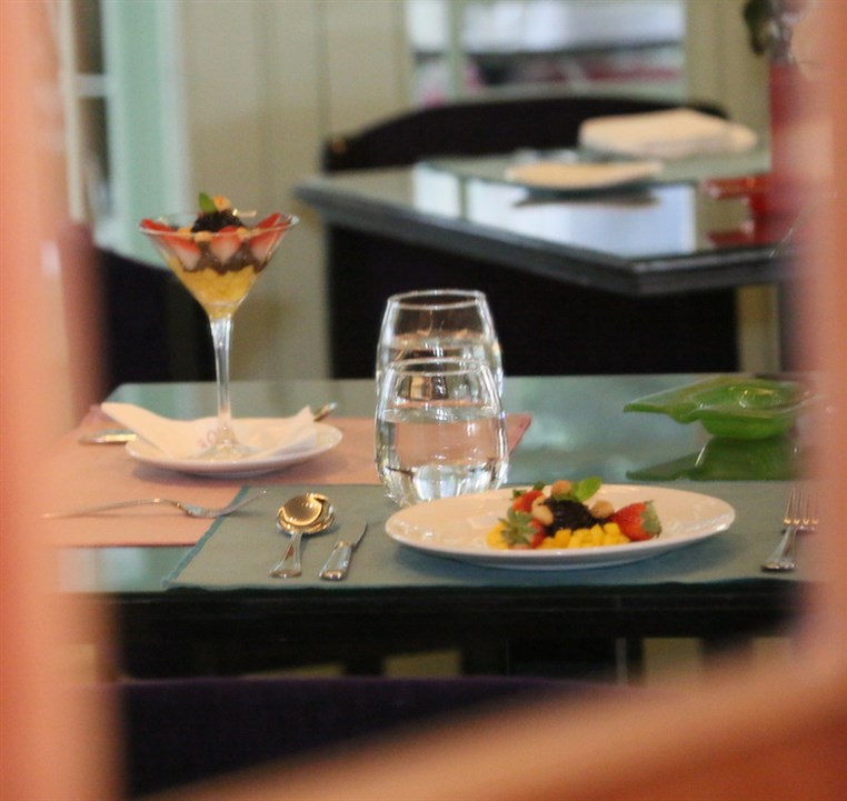 eCafe Sursock Wellness Specialties