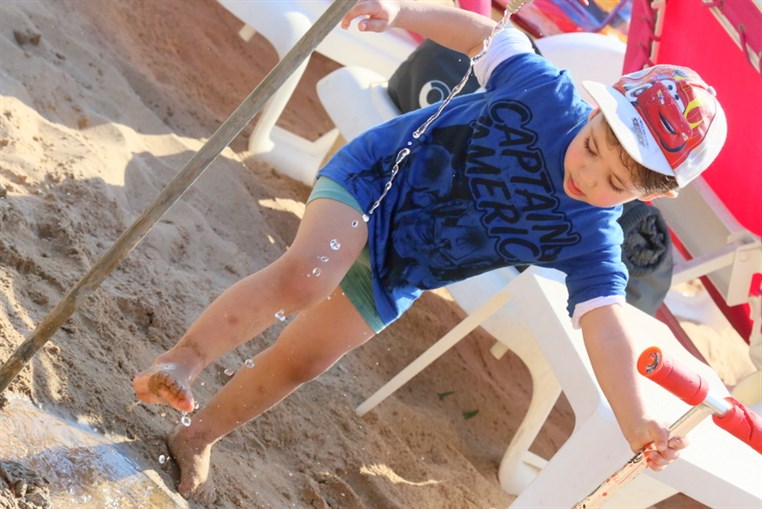 Back to Summer at Edde sands 