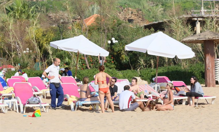 Back to Summer at Edde sands 