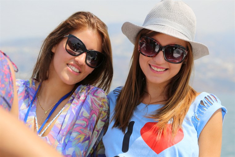 Summer Cloud 961 Boat Part 2