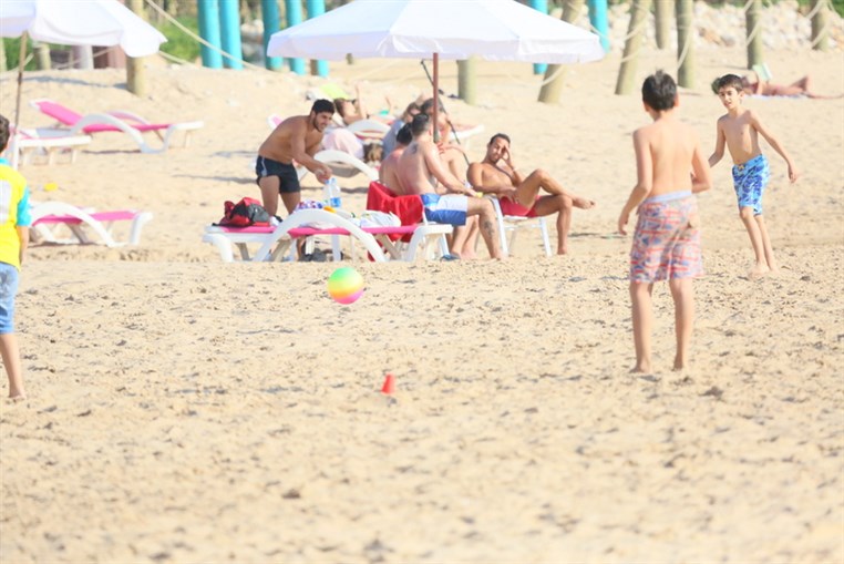 Back to Summer at Edde sands 