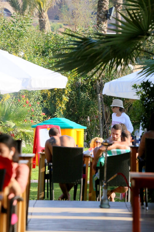 Back to Summer at Edde sands 