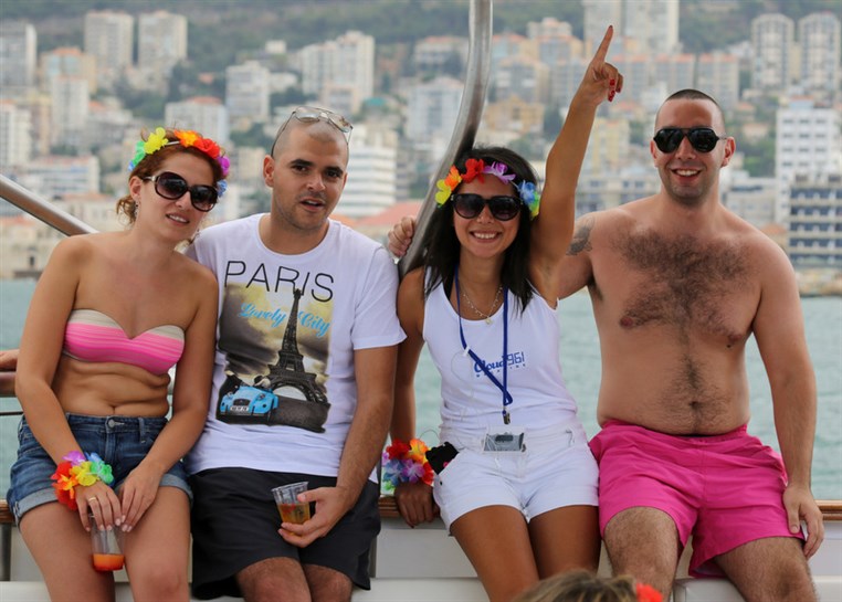 Summer Cloud 961 Boat Part 2