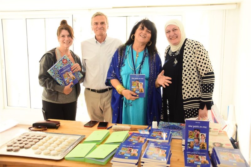Une partie en Vrac : Book singing by Dr Noha Baz