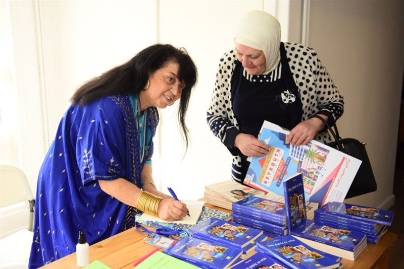 Une partie en Vrac : Book singing by Dr Noha Baz