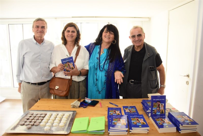 Une partie en Vrac : Book singing by Dr Noha Baz