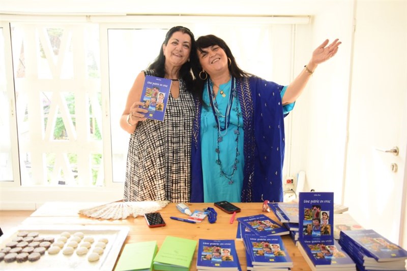 Une partie en Vrac : Book singing by Dr Noha Baz