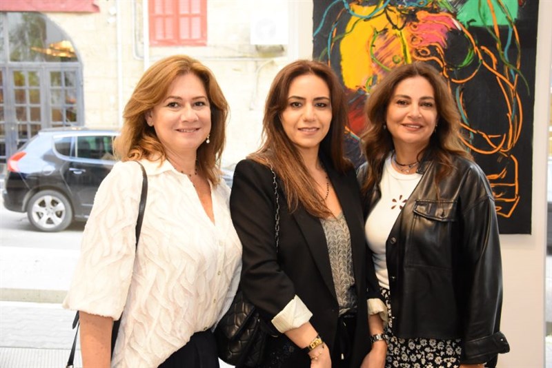 The Three generations of Guiragossian exhibition