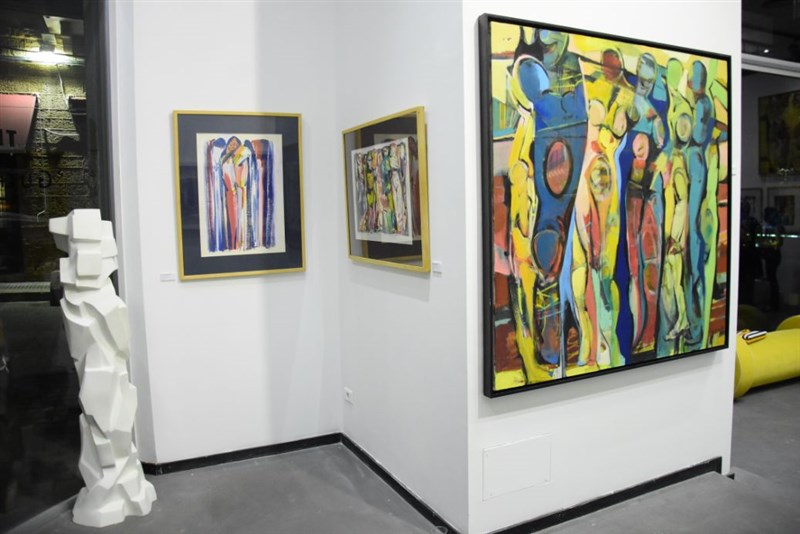 The Three generations of Guiragossian exhibition