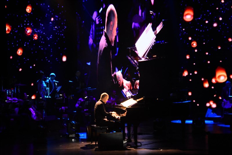 Michel Fadel at Casino Du Liban