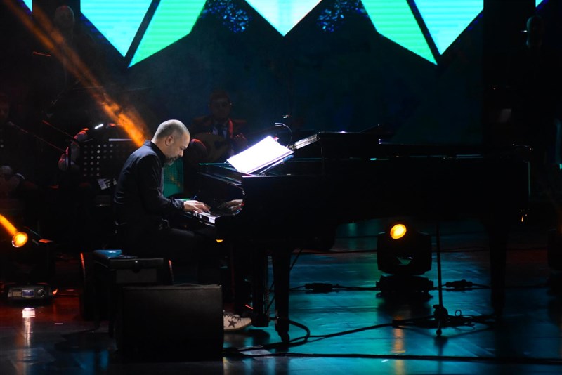 Michel Fadel at Casino Du Liban