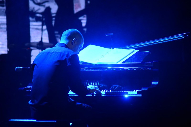 Michel Fadel at Casino Du Liban