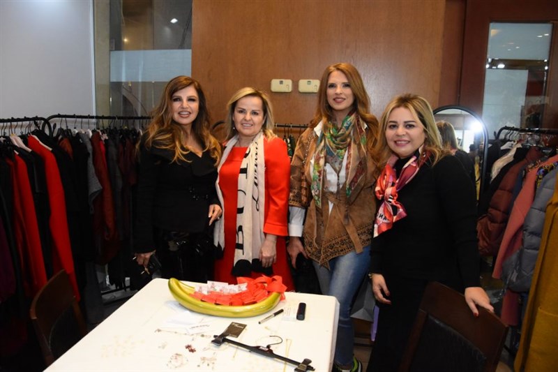 Marche de Noel Marina Dbayeh