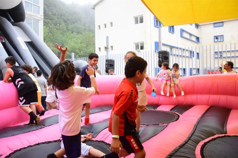 La Kermesse du Lycée Montaigne