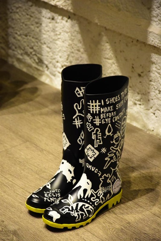 Amal Azhari X Ritika: Pop Rain Boots Bringing Back the Sunshine