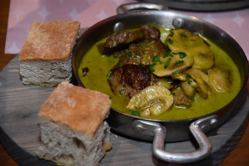 CouCou BistroBar Opening