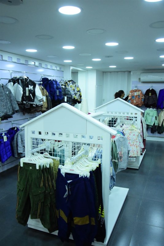Le petit Mignon opening in Jbeil