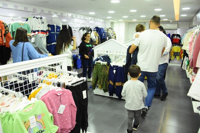 Le petit Mignon opening in Jbeil