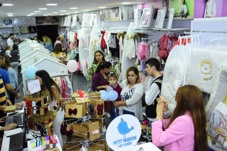 Le petit Mignon opening in Jbeil