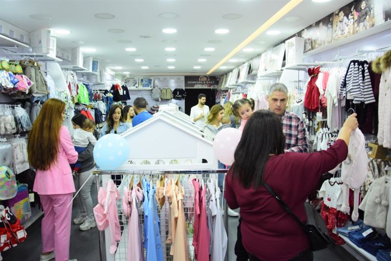 Le petit Mignon opening in Jbeil